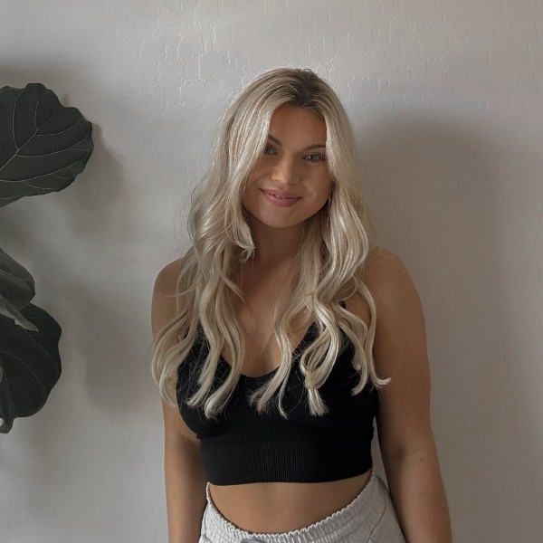CHELSEA HOPE