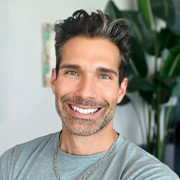 Dr. Vincent Apicella
