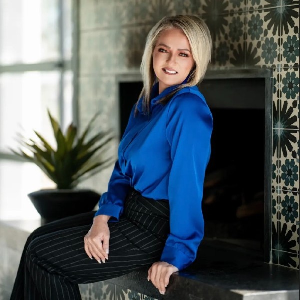 Brenna Reinbeau, Realtor