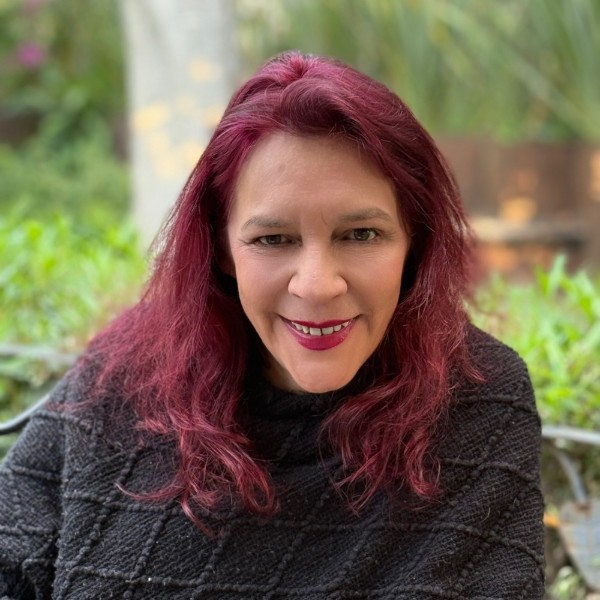 Karla Schlebach | Psicoterapia y Bienestar Holístico