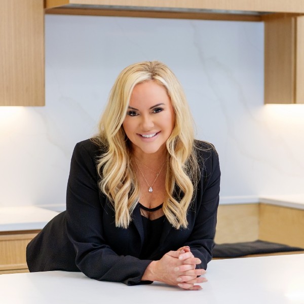 Christi Beca-Top 1% Luxury REALTOR&circledR;️ in Dallas/Ft.Worth TX. Top 25 REALTOR&circledR;️ in the US by REAL. CEO of FMWIB.
