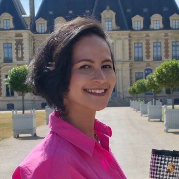 Ma&euml;va Bernard